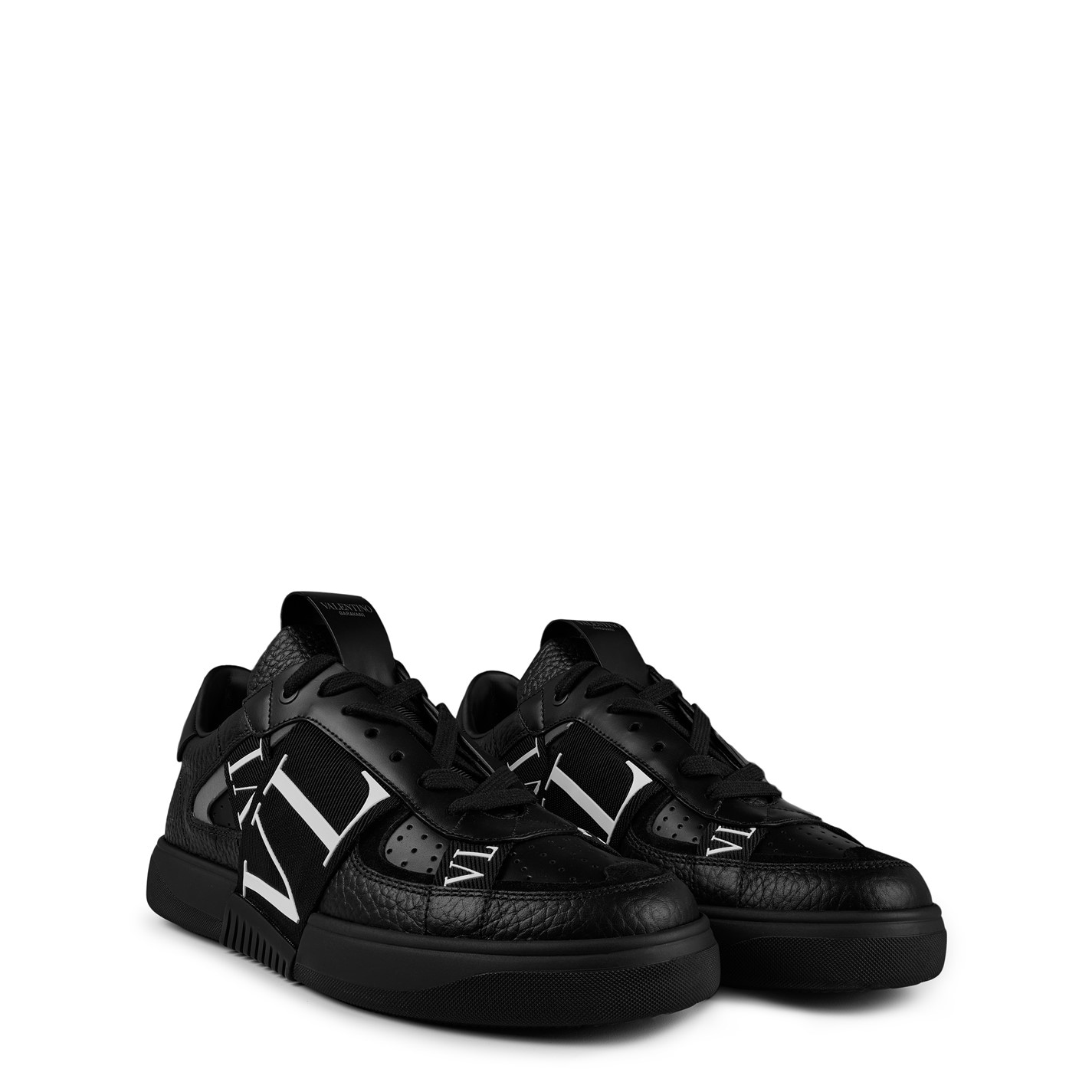 VALENTINO GARAVANI Low-Top Calfskin Vltn Sneaker | Cruise Fashion