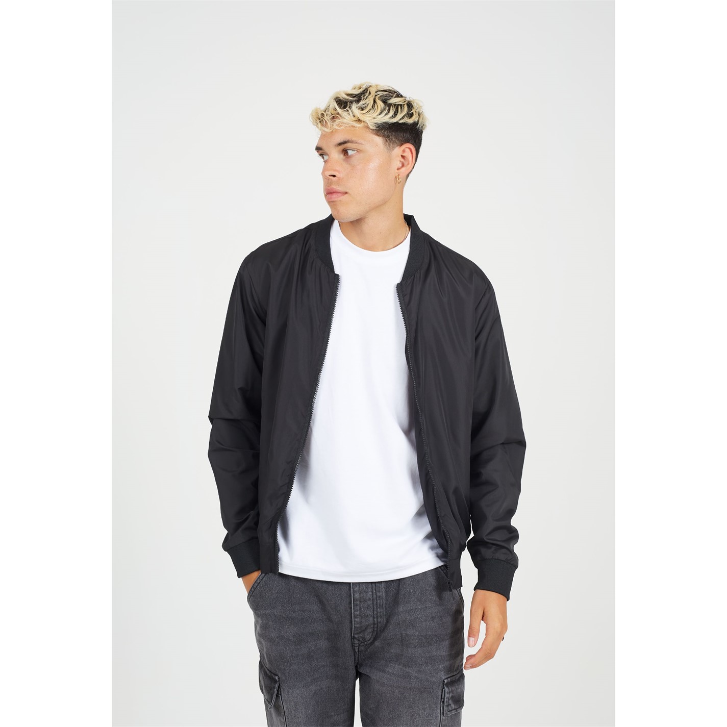 michael kors white jacket with black belt