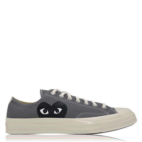 Comme des Garcons PLAY - Chuck Logo Low Trainers