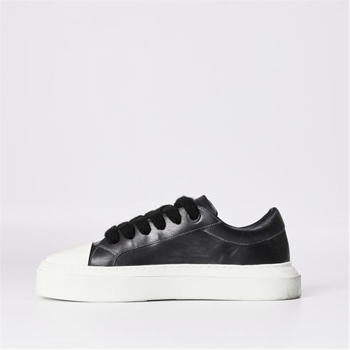 NAKED WOLFE - Titan Graffiti Sneakers