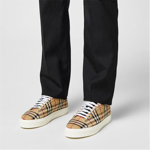 BURBERRY - Rangleton Trainers