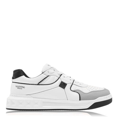 VALENTINO GARAVANI - Roman Stud Low Trainer