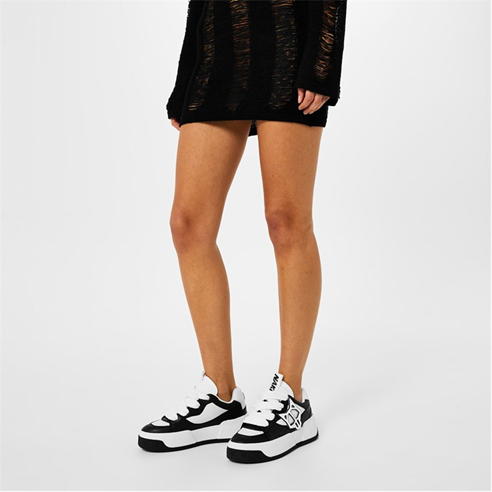 NAKED WOLFE - City Trainers