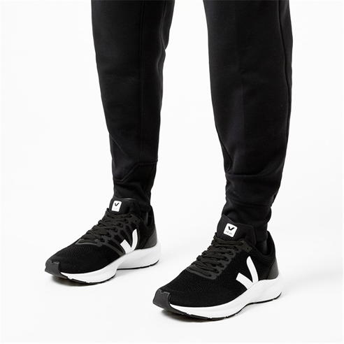 VEJA RUNNING - Marlin Trainers