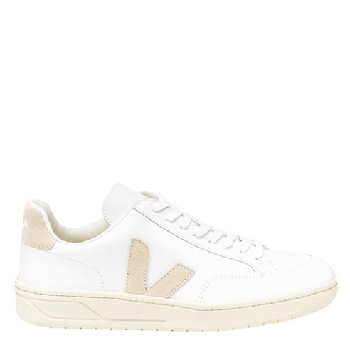 VEJA - V-12 Trainers