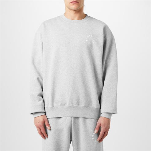 7 DAYS ACTIVE - Monday Crew Sweater