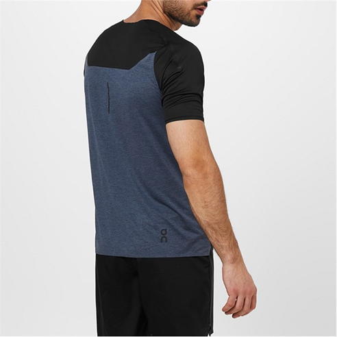 ON RUNNING - Performance T Shirt