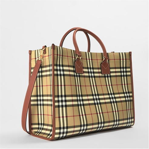 BURBERRY - Burb Sml Hrtge T Ld05