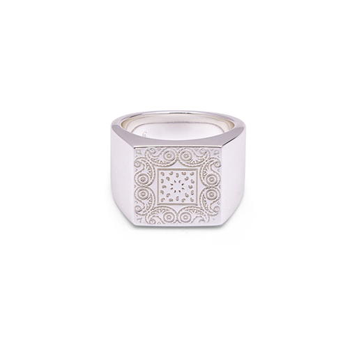 COMMON LINES - Bandana Signet Ring